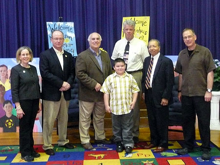 2009 Summer Reading Challenge Kick Off at Columbus Elementary School - photo 2